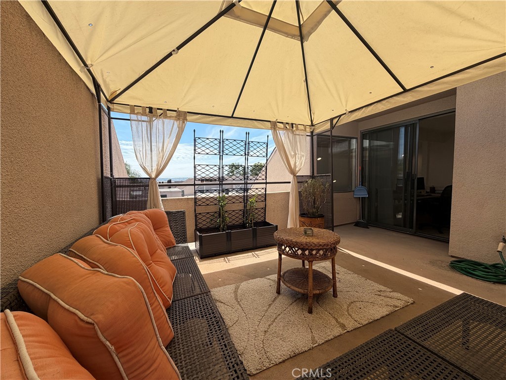 25761 Le Parc 82 Property Photo 12