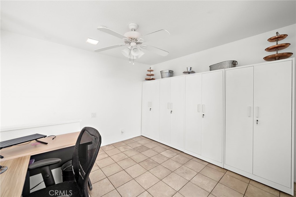 25761 Le Parc 82 Property Photo 19