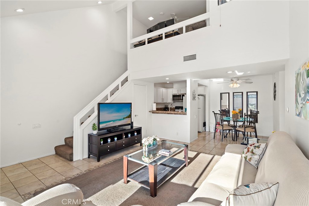 25761 Le Parc 82 Property Photo 23