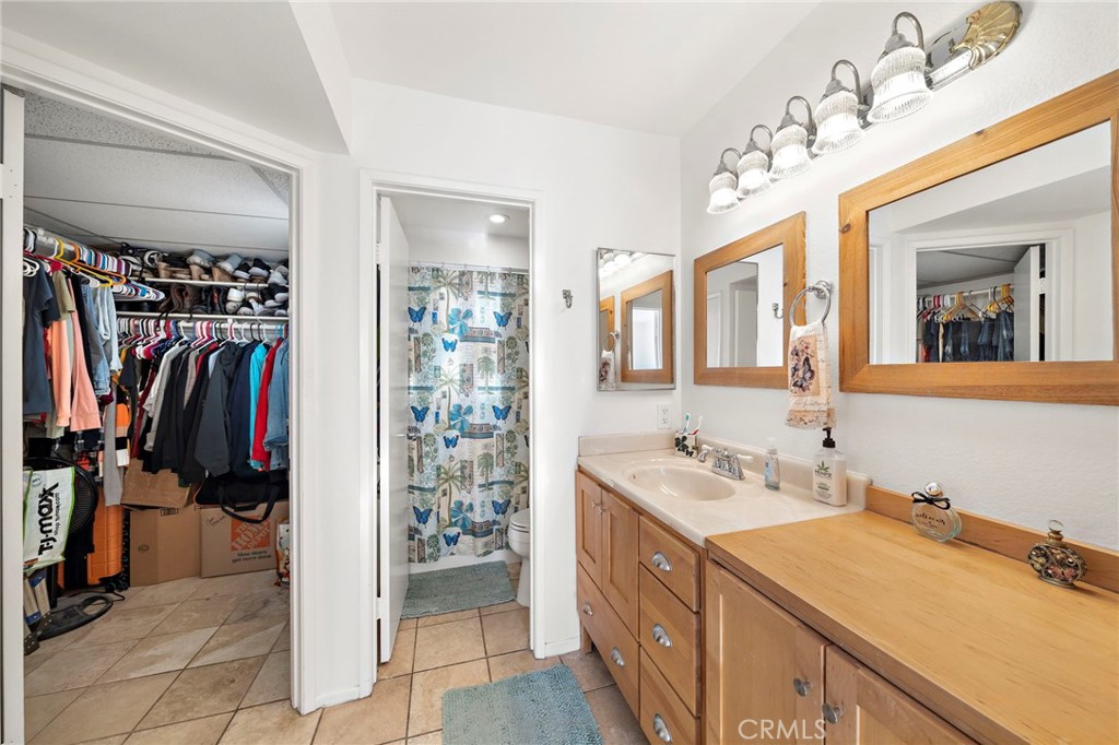 25761 Le Parc 82 Property Photo 24