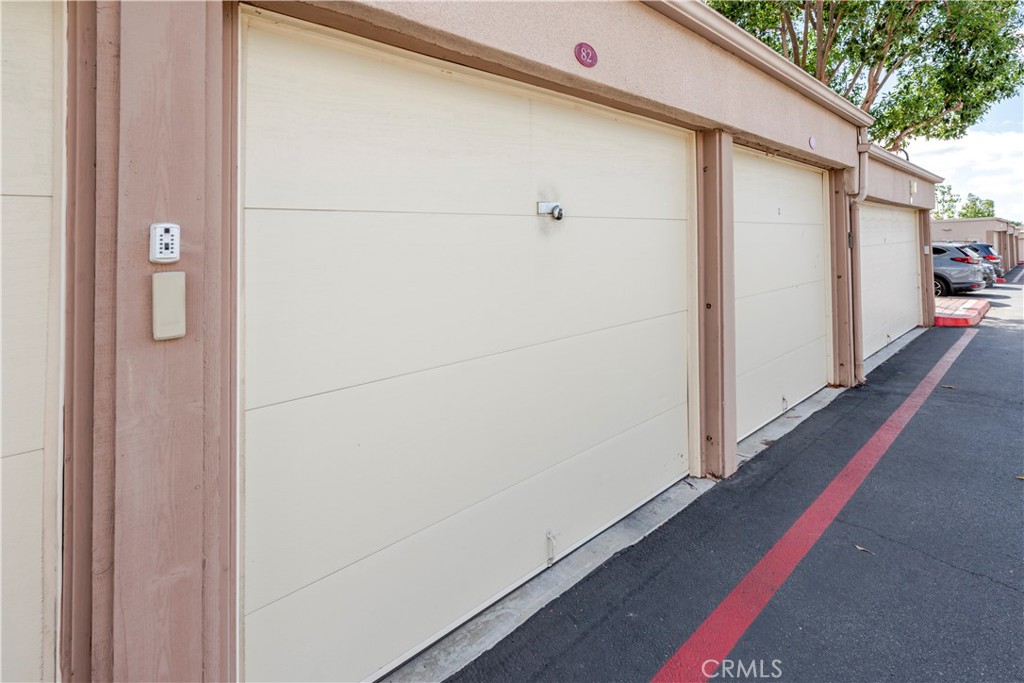 25761 Le Parc 82 Property Photo 28