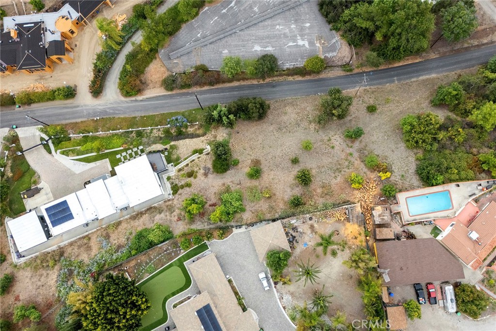 1911 Tumin Road Property Photo 11