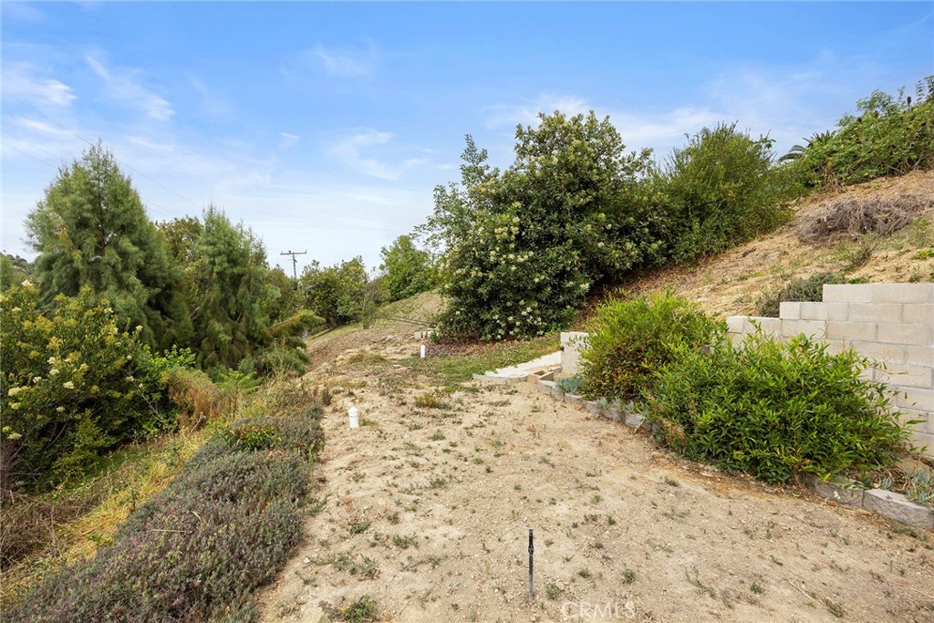 1911 Tumin Road Property Photo 14