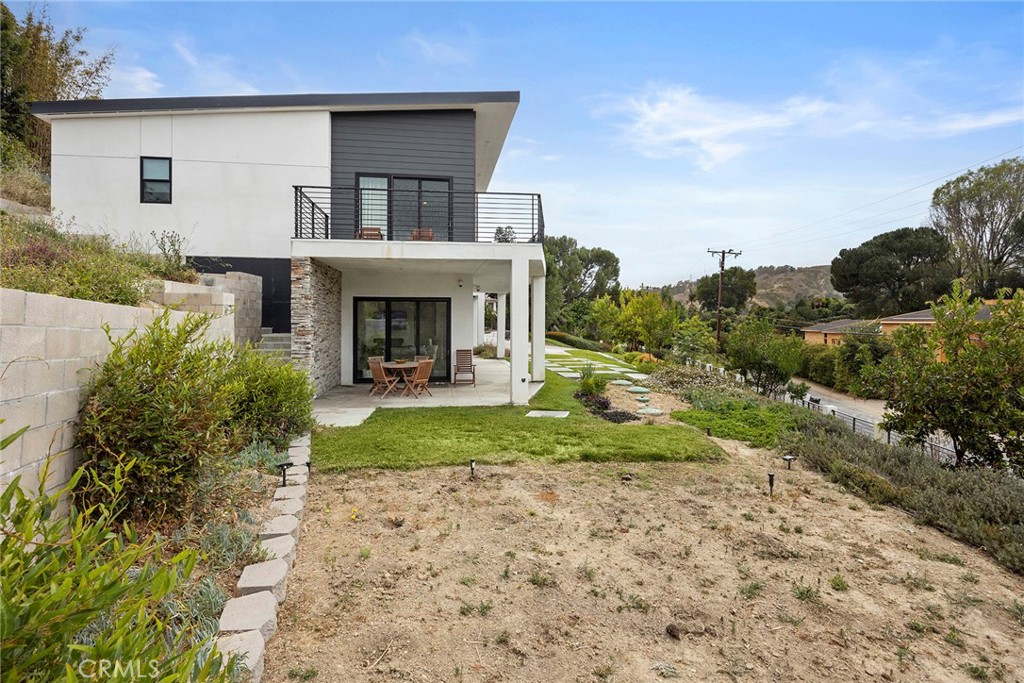 1911 Tumin Road Property Photo 15