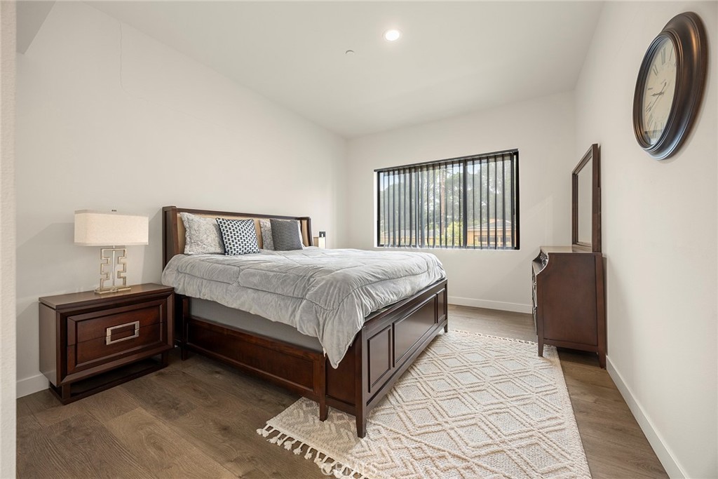 1911 Tumin Road Property Photo 32