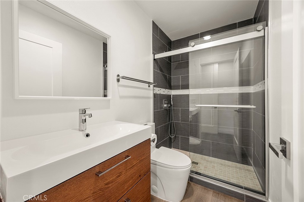 1911 Tumin Road Property Photo 33