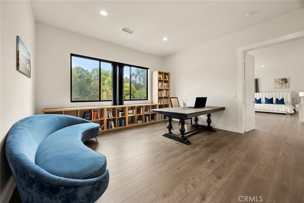 1911 Tumin Road Property Photo 42