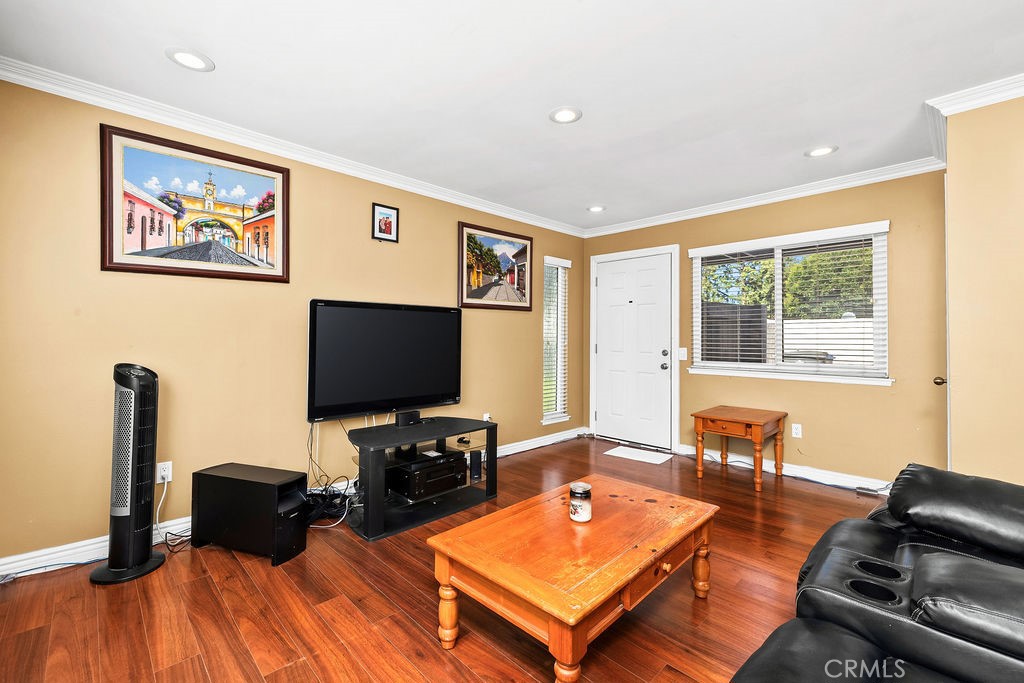 409 N Via Roma Property Photo 20