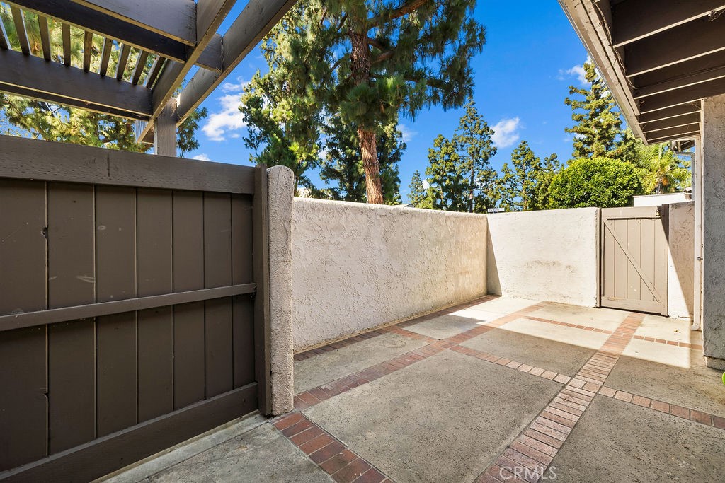 409 N Via Roma Property Photo 32
