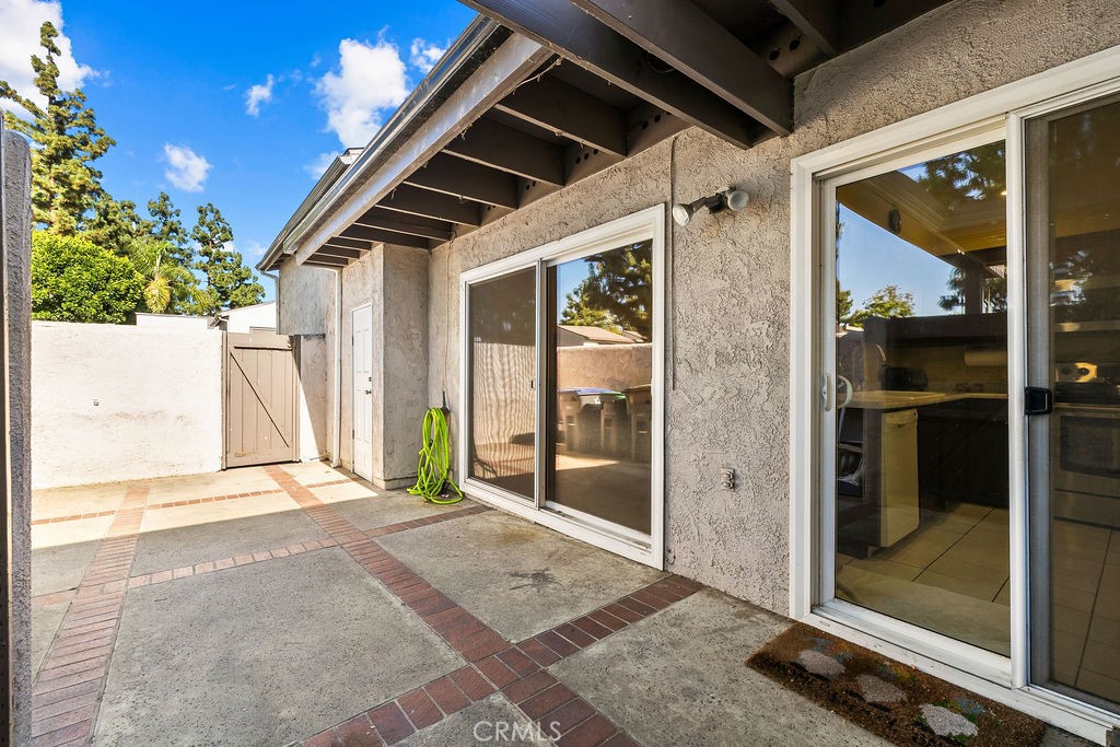 409 N Via Roma Property Photo 33