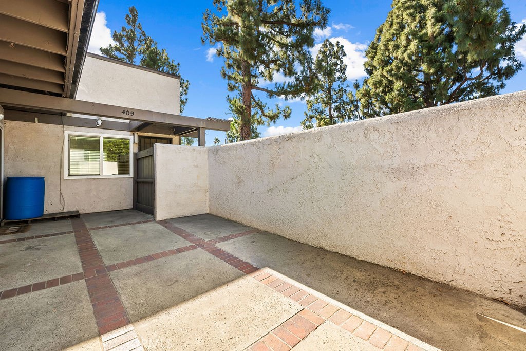 409 N Via Roma Property Photo 34
