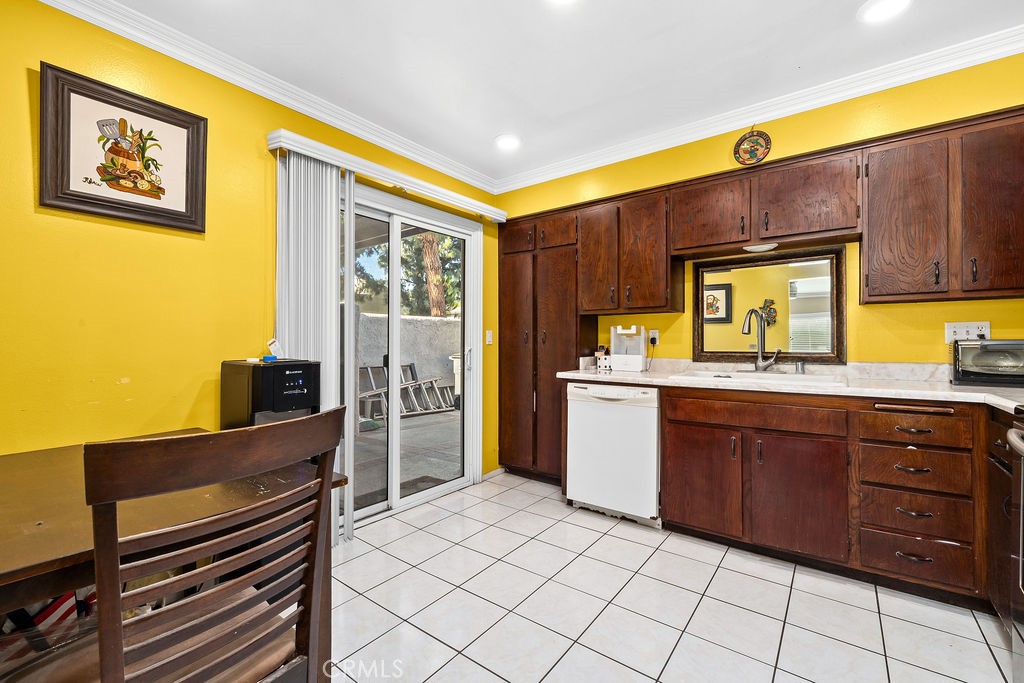 409 N Via Roma Property Photo 38