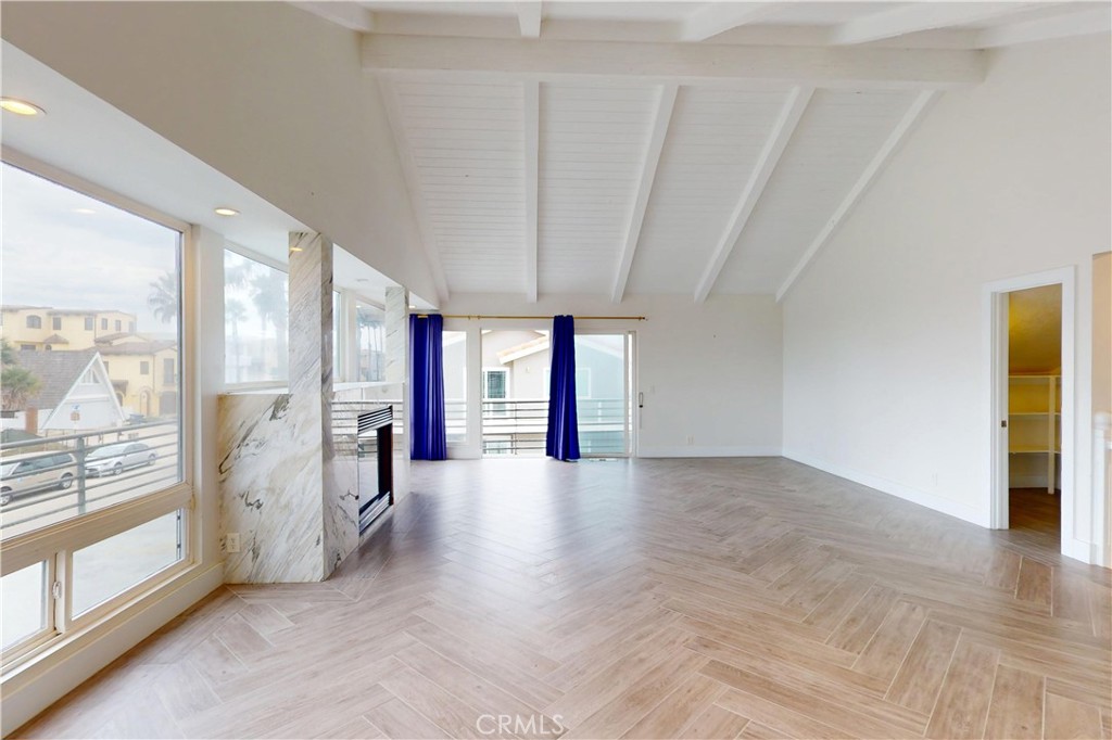 860 Mandalay Beach Road Property Photo 27