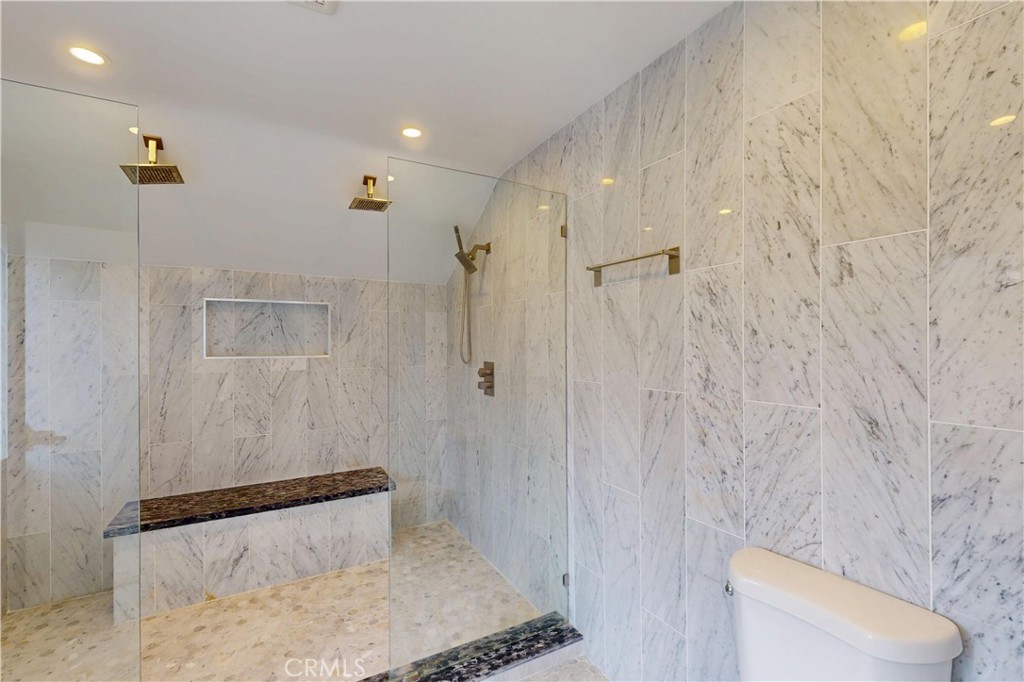 860 Mandalay Beach Road Property Photo 38