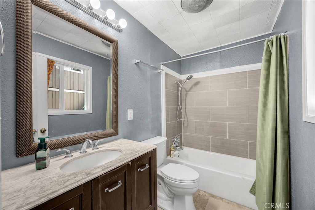 22934 Waters Property Photo 15