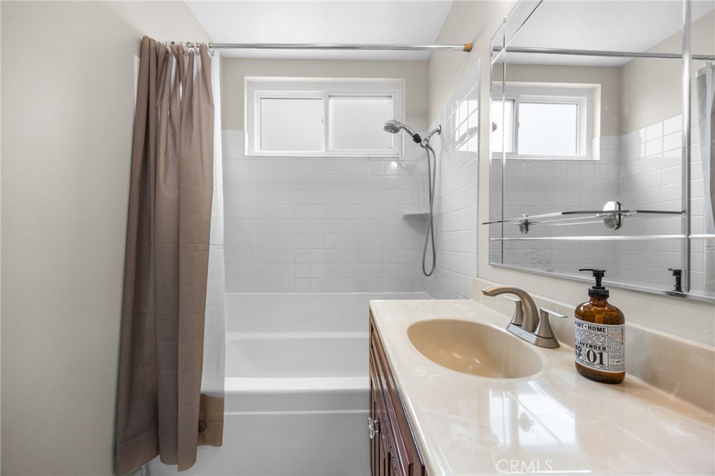 520 S Adria Property Photo 15