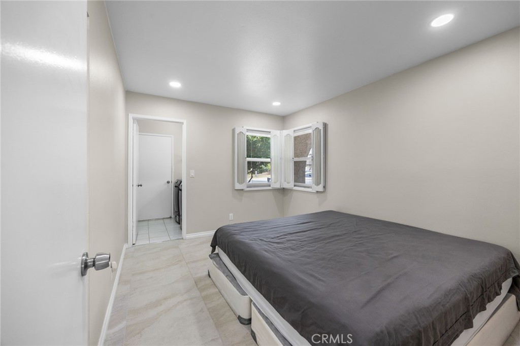 520 S Adria Property Photo 17