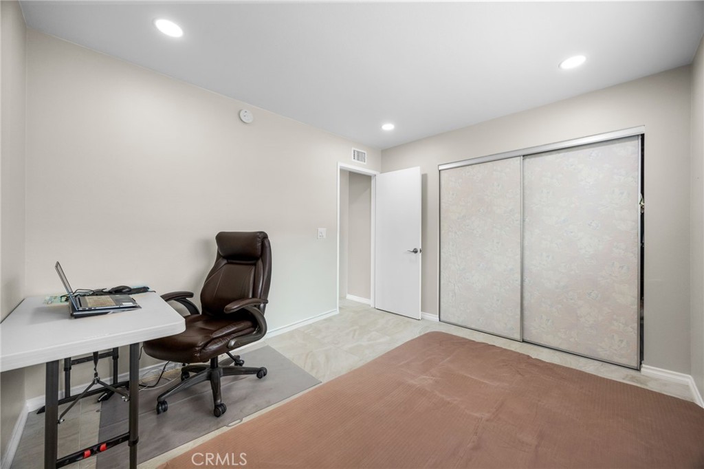 520 S Adria Property Photo 20
