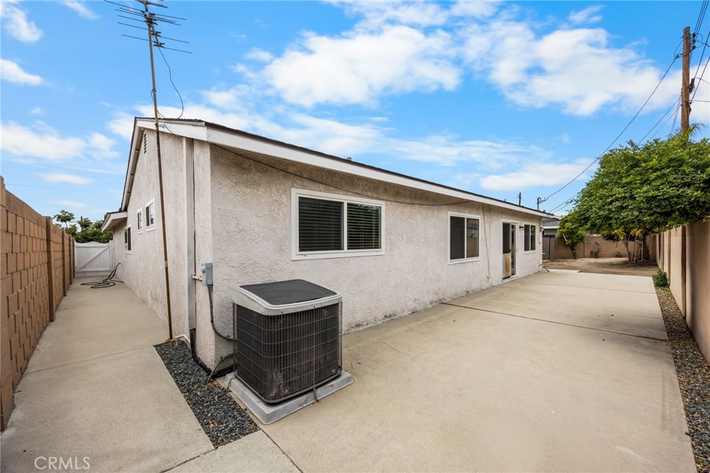 520 S Adria Property Photo 22