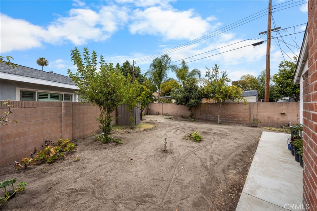 520 S Adria Property Photo 24