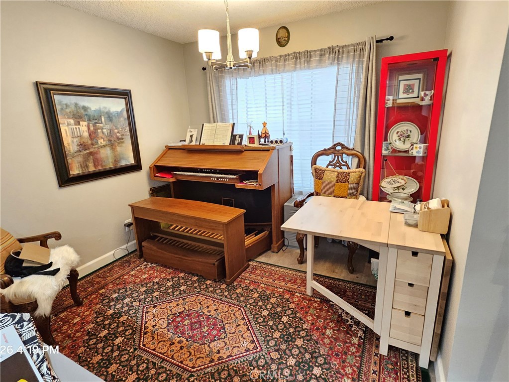 9060 Candlestick Lane Property Photo 10