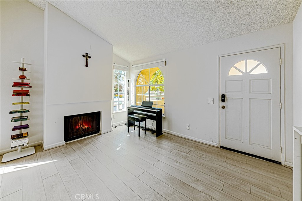 55 Alicante Aisle Property Photo 2