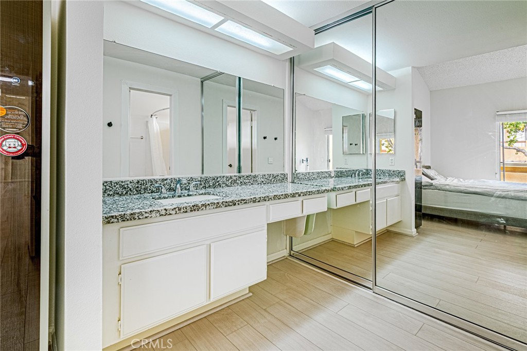 55 Alicante Aisle Property Photo 4