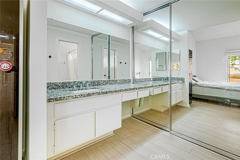 55 Alicante Aisle Property Photo 13
