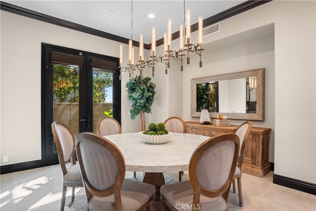 36 Via Divertirse Property Photo 9