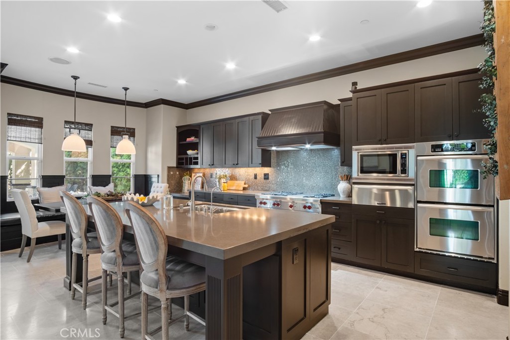 36 Via Divertirse Property Photo 13