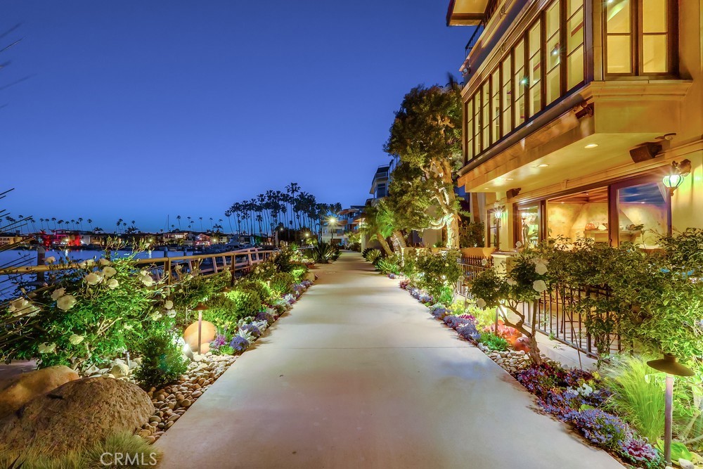 6048 Lido Property Photo 4