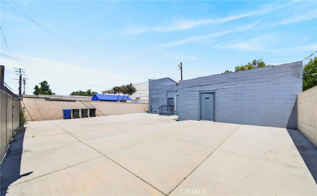 450 W Holt Avenue Property Photo 5