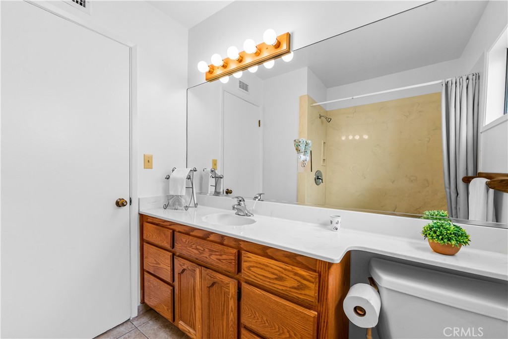 6101 Killarney Property Photo 34