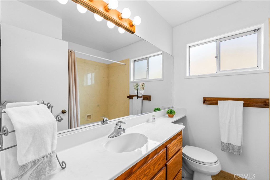 6101 Killarney Property Photo 35