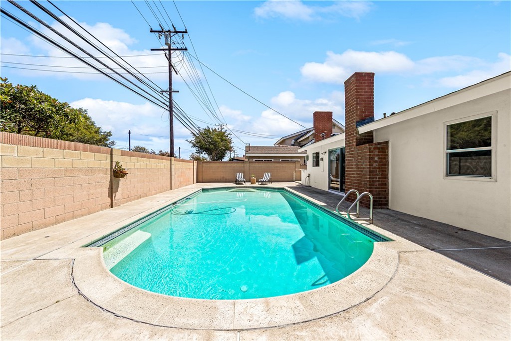 6101 Killarney Property Photo 42