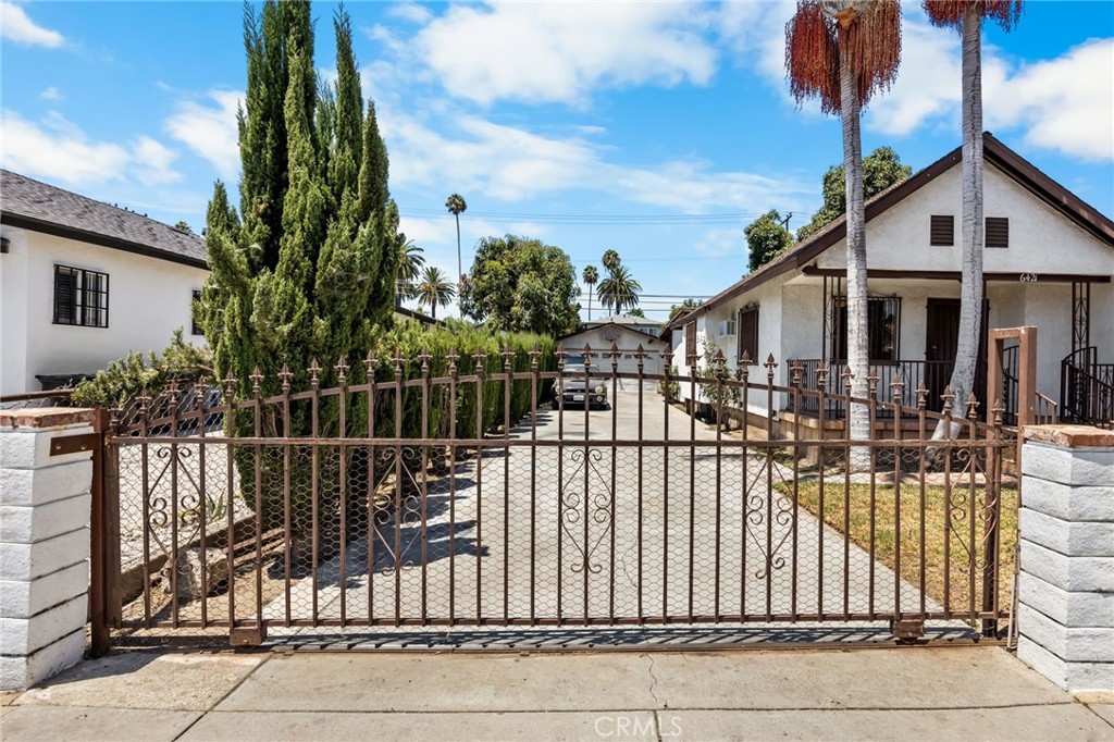6421 Converse Avenue Property Photo 3
