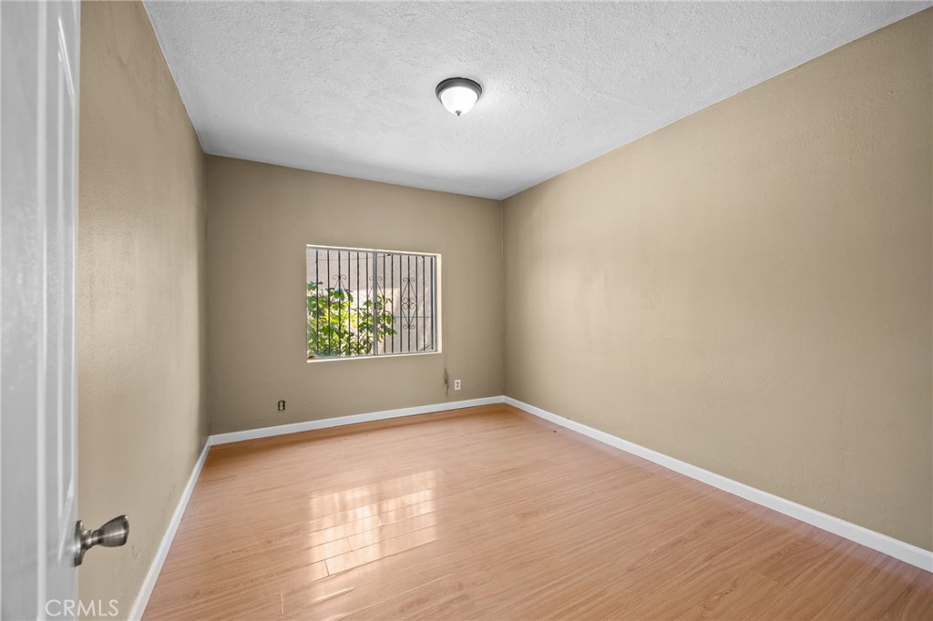 6421 Converse Avenue Property Photo 33