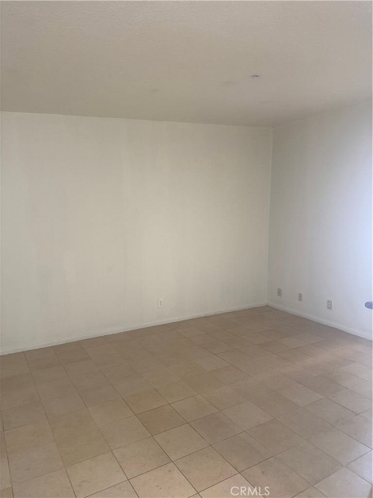 1015 Parton Street G Property Photo 4