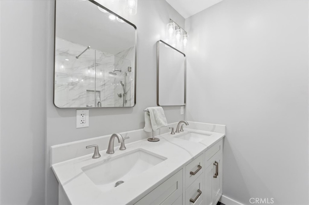 3329 N Los Coyotes Diagonal Property Photo 13