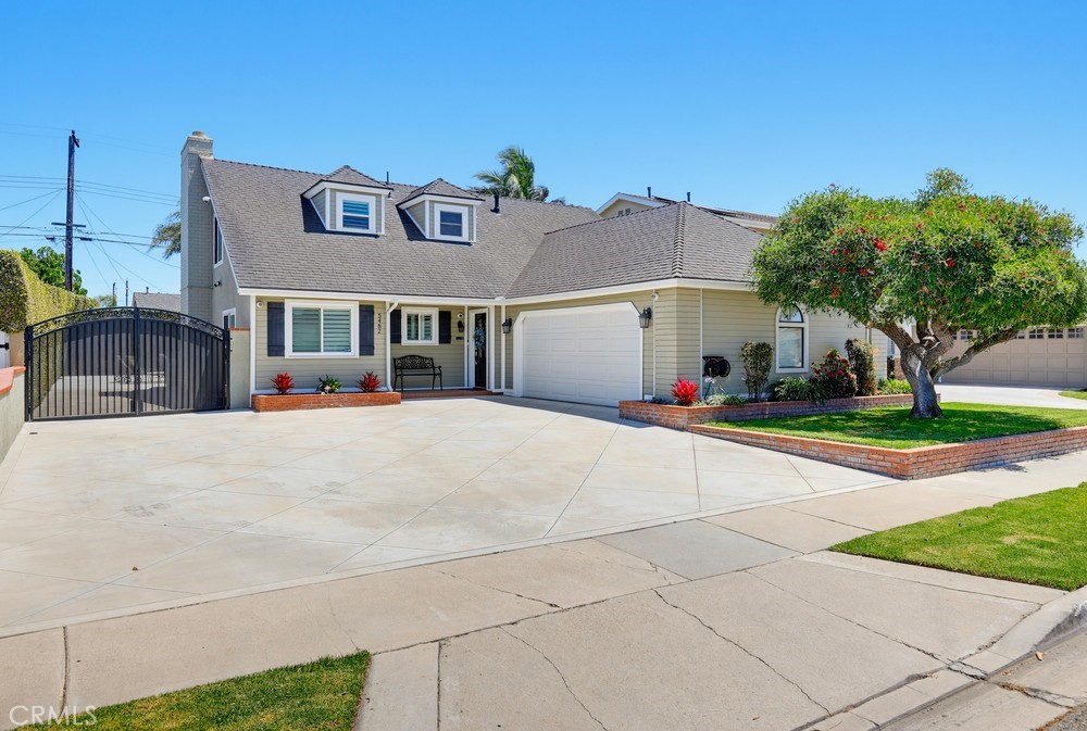 5482 Park Property Photo