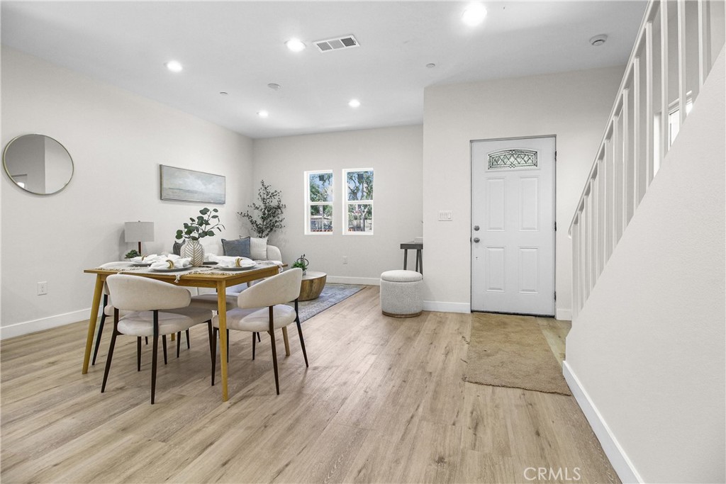 244 W N Street Property Photo 4