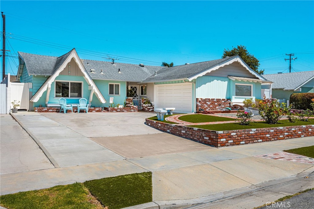 15732 Swan Lane Property Photo 15