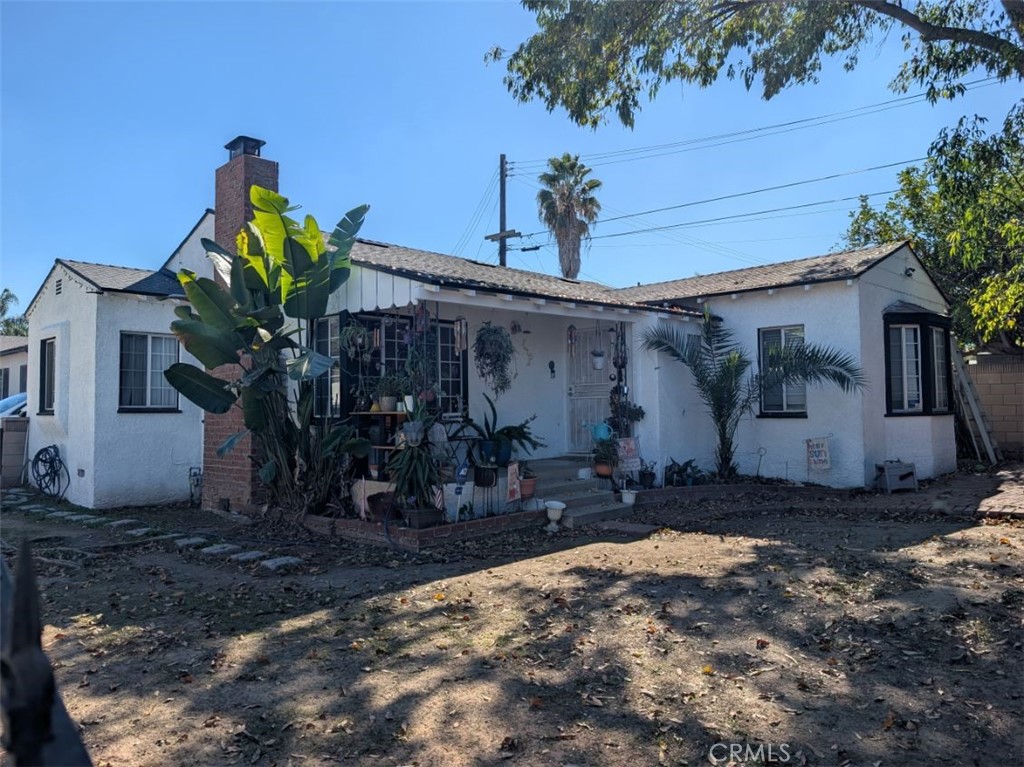 10438 Ceres Avenue Property Photo 2