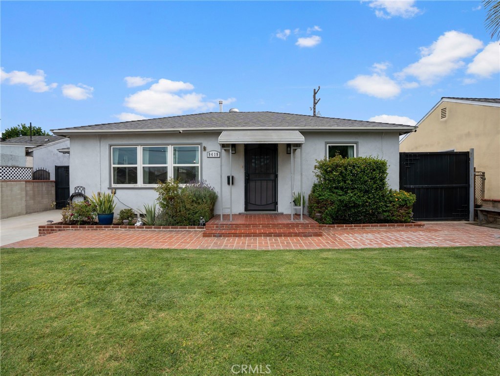 9419 Townley Property Photo 1