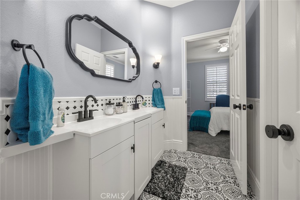 16 Kempton Lane Property Photo 49