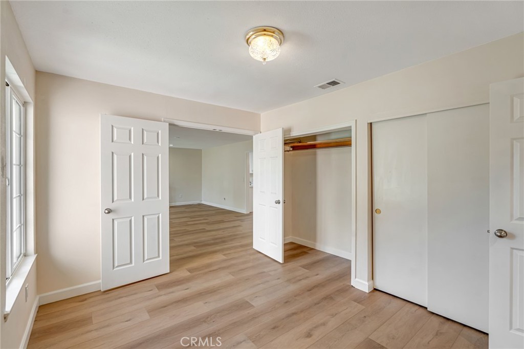 1077 Westpark Property Photo 7