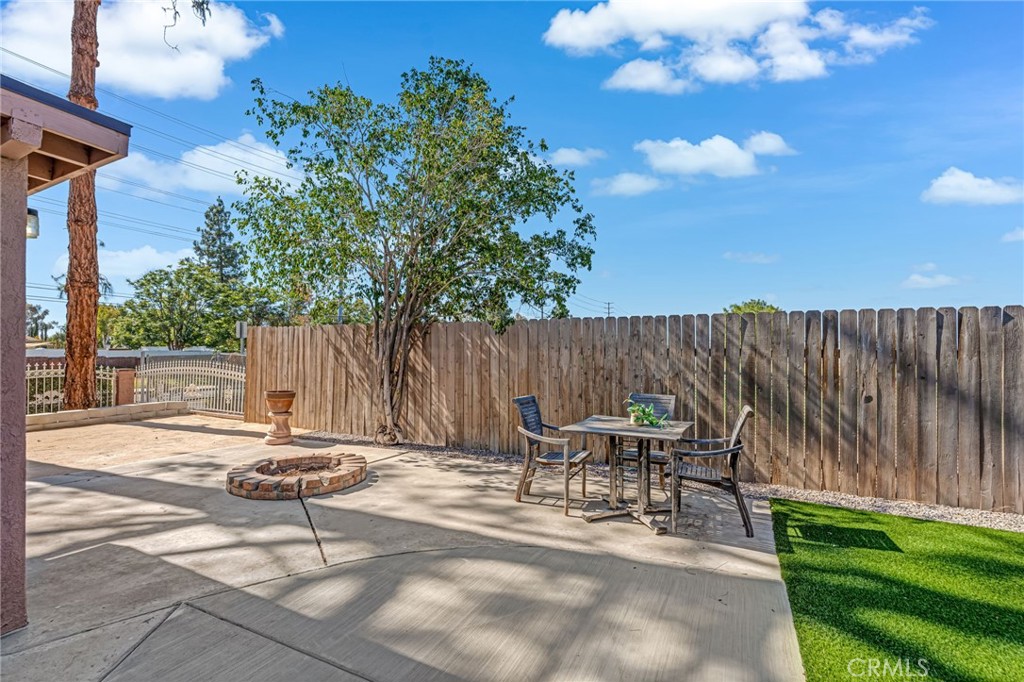 1077 Westpark Property Photo 29