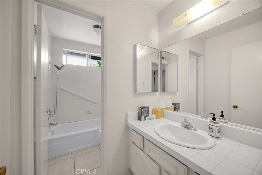 3160 57 E Palm Drive Property Photo 19