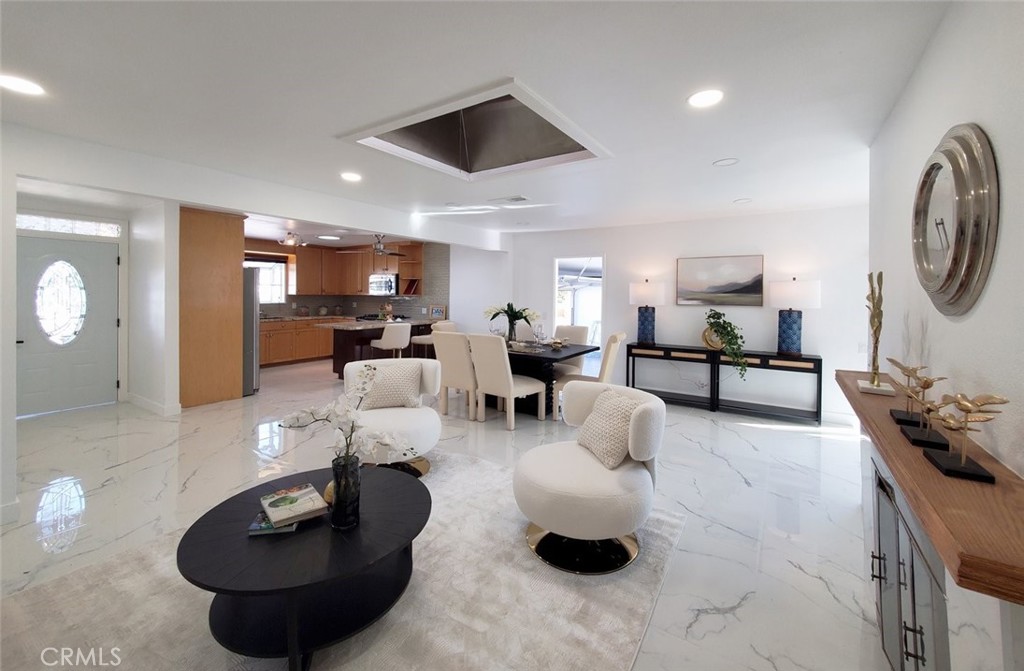 12611 Loraleen Street Property Photo 7