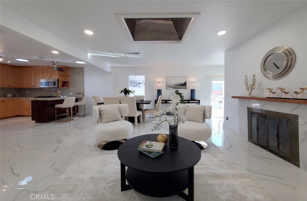 12611 Loraleen Street Property Photo 11